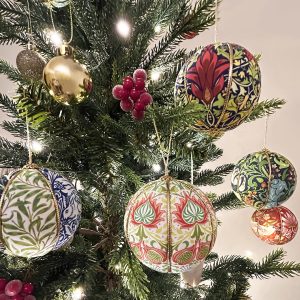 William Morris Collection Large Christmas Baubles