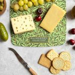 Cheese Board Willow Bough by William Morris Collection®